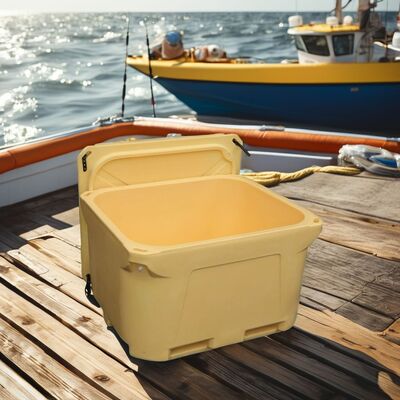 صندوق مبرد مصبوب بالدوران بسعة 1000 لتر مع مادة LLDPE وعزل رغوة البولي يوريثين لتخزين الأسماك الصناعية