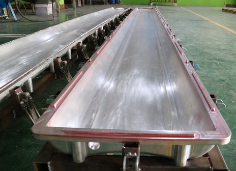 ODM Roto Mould Die LLDPE HDPE Plastic Street Barrier Mould